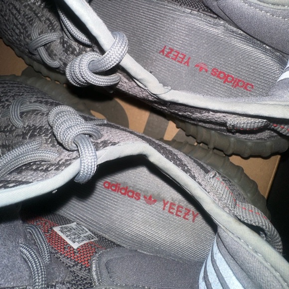 Yeezy 350 V2 Beluga’s - Picture 2 of 3